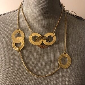 NWT Zenzii Gold Tone Hammer Circle Disc Necklace